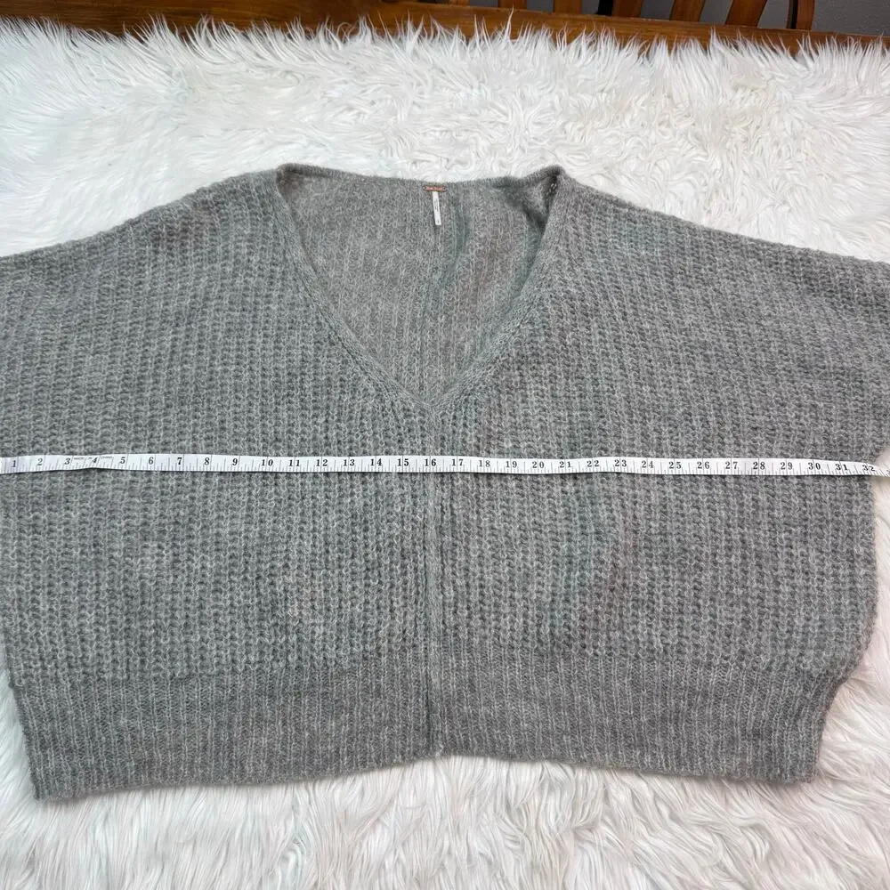 Free People Women's Moonbeam V‎ Alpaca Blend Knit Oversize Sweater Gray Size S